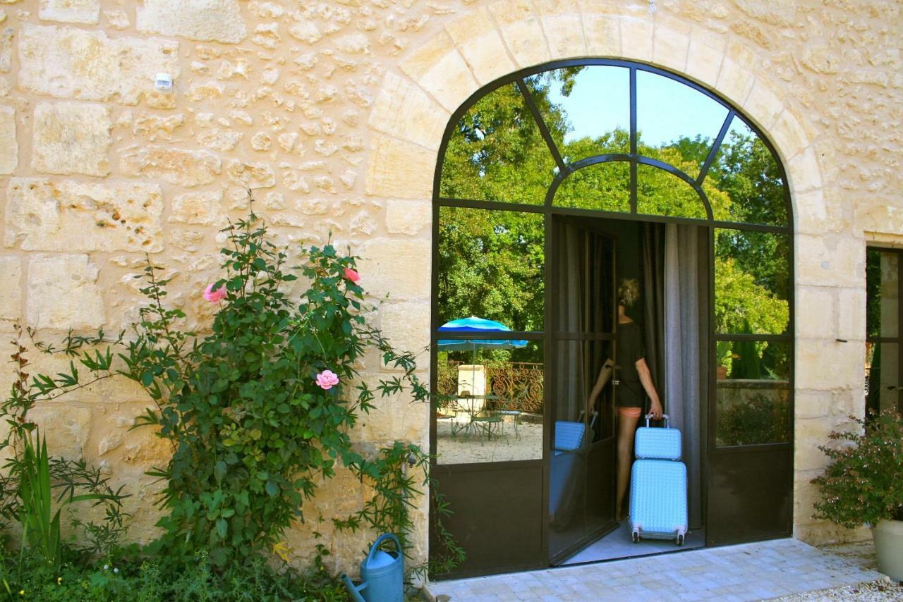Gite Du Manoir Le Roc Couze-et-Saint-Front Kültér fotó