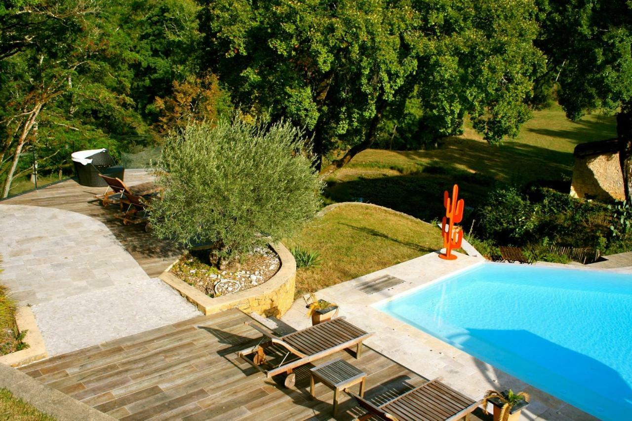 Gite Du Manoir Le Roc Couze-et-Saint-Front Kültér fotó